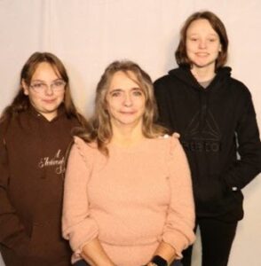 CROUCH, Melissa & Marissa & GIBSON, Sabrina